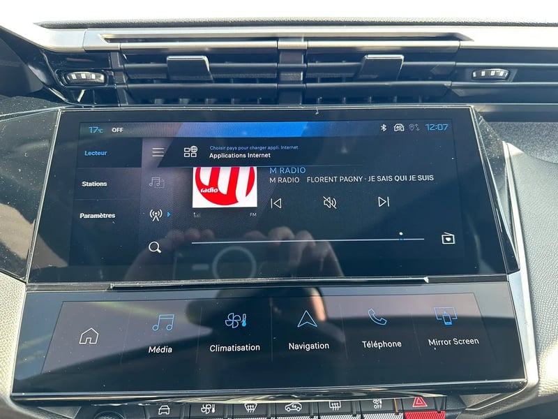 Photo de la voiture PEUGEOT 308 BlueHDi 130ch S&S EAT8 Allure