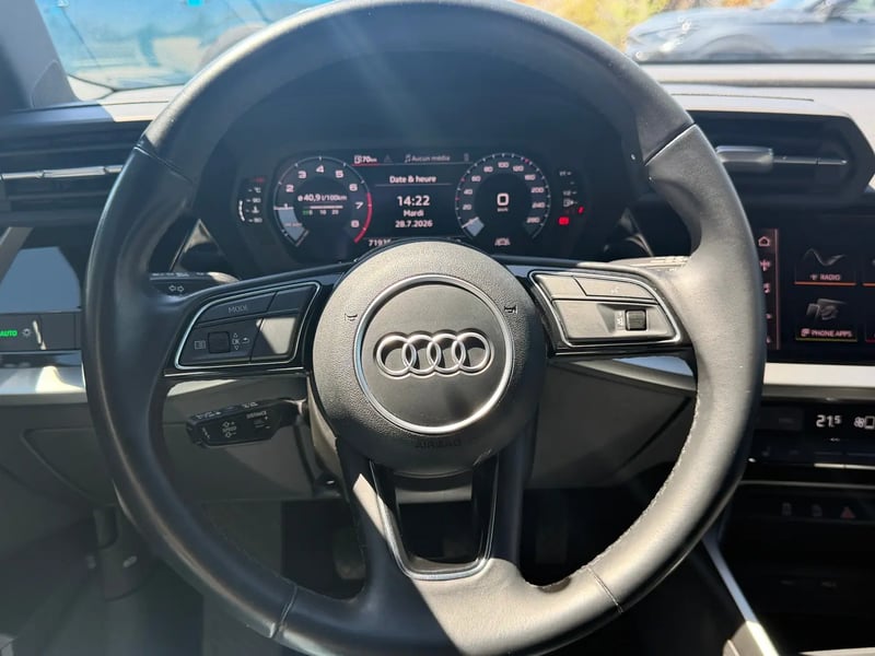 Photo de la voiture AUDI A3 SPORTBACK A3 Sportback 35 TFSI 150ch Design