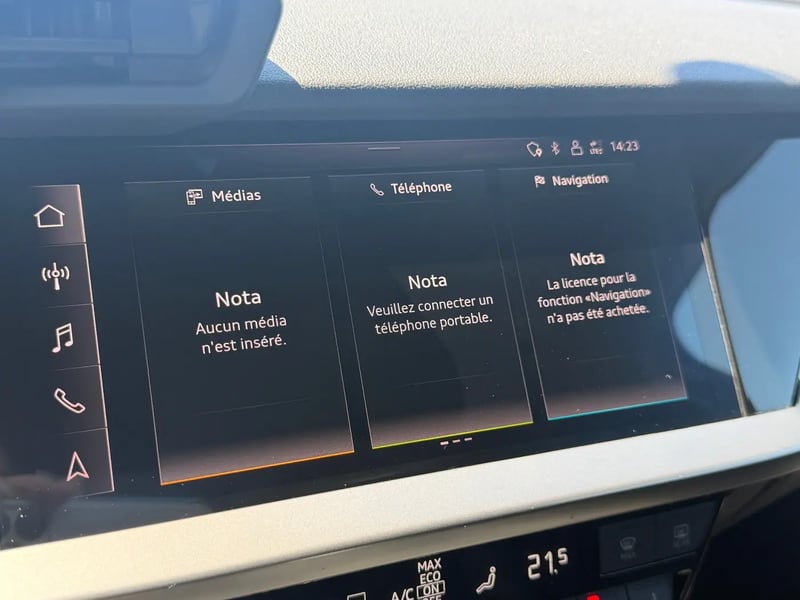 Photo de la voiture AUDI A3 SPORTBACK A3 Sportback 35 TFSI 150ch Design