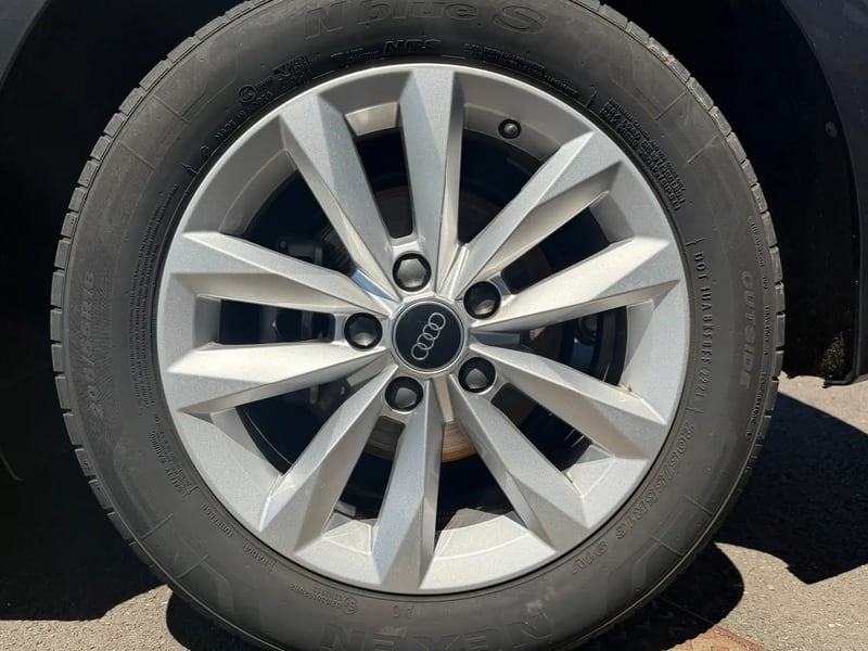 Photo de la voiture AUDI A3 SPORTBACK A3 Sportback 35 TFSI 150ch Design