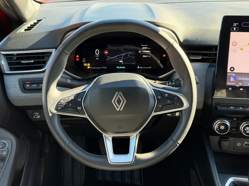 Photo de la voiture RENAULT CLIO V Eco-G 100 ch GSR2 Techno