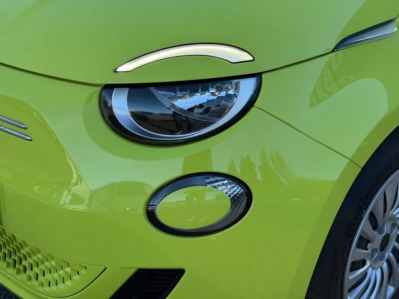 Photo de la voiture FIAT 500e BERLINE 500 e 95 ch Nouvelle 500