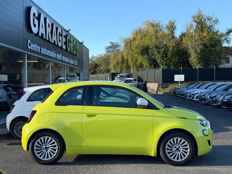 Photo de la voiture FIAT 500e BERLINE 500 e 95 ch Nouvelle 500