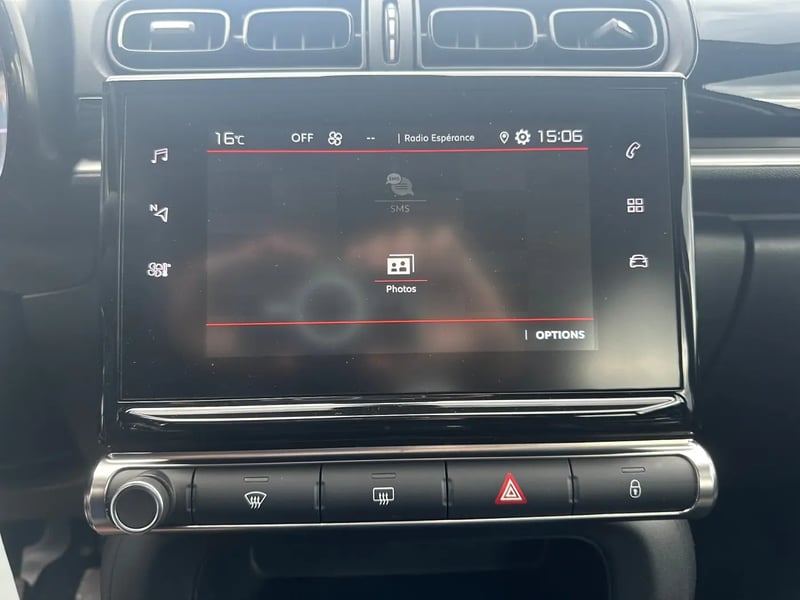 Photo de la voiture CITROEN C3 PureTech 83 S&S BVM5 Feel Pack