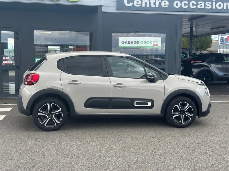 Photo de la voiture CITROEN C3 PureTech 83 S&S BVM5 Feel Pack