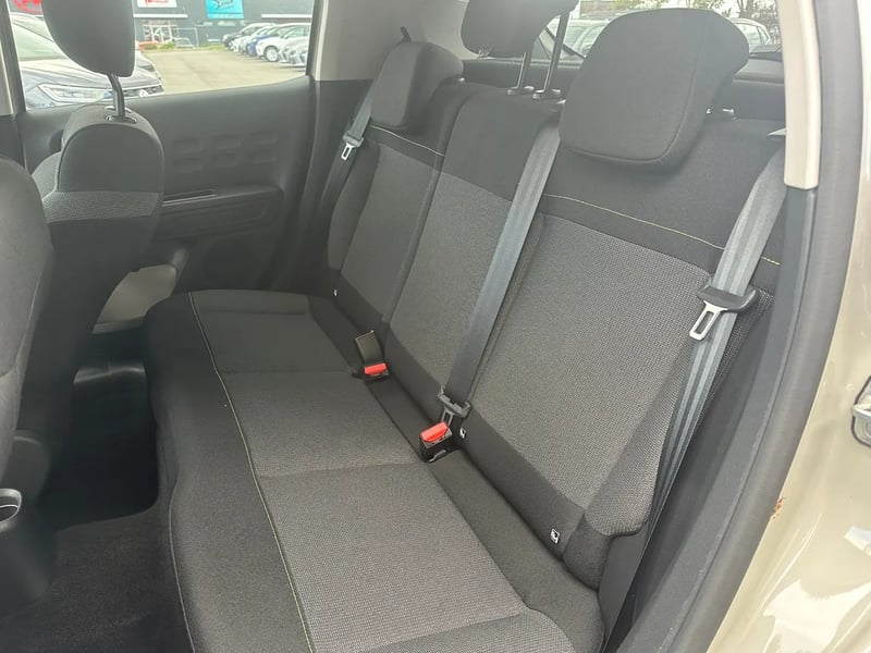Photo de la voiture CITROEN C3 PureTech 83 S&S BVM5 Feel Pack