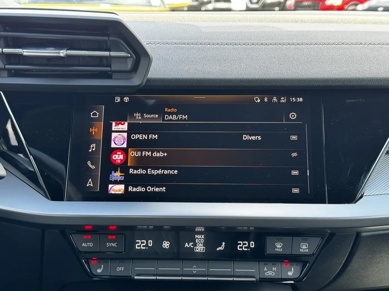 Photo de la voiture AUDI A3 SPORTBACK 30 TFSI 110 S Line