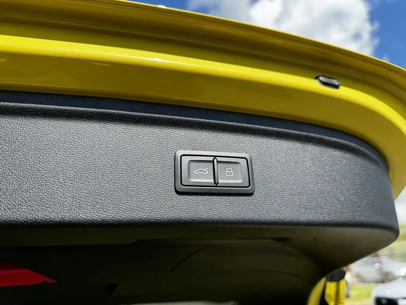 Photo de la voiture AUDI A3 SPORTBACK 30 TFSI 110 S Line