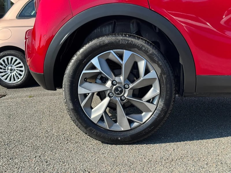 Photo de la voiture DS DS 3 PureTech 130 EAT8 Esprit de Voyage