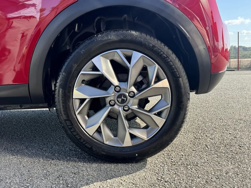 Photo de la voiture DS DS 3 PureTech 130 EAT8 Esprit de Voyage