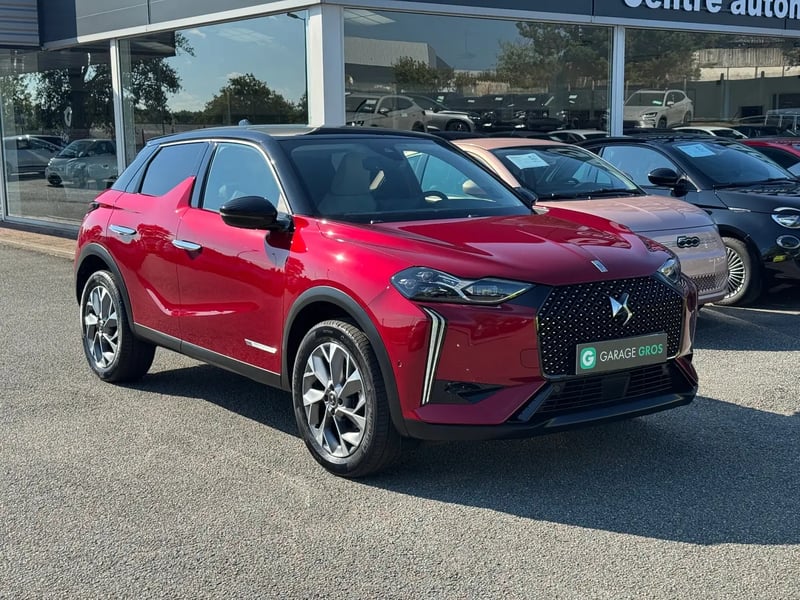 Photo de la voiture DS DS 3 PureTech 130 EAT8 Esprit de Voyage