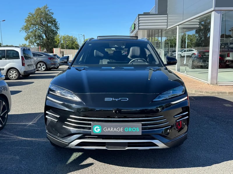 Photo de la voiture BYD SEAL U 1.5l DM-i 324 ch AWD PHEV Design