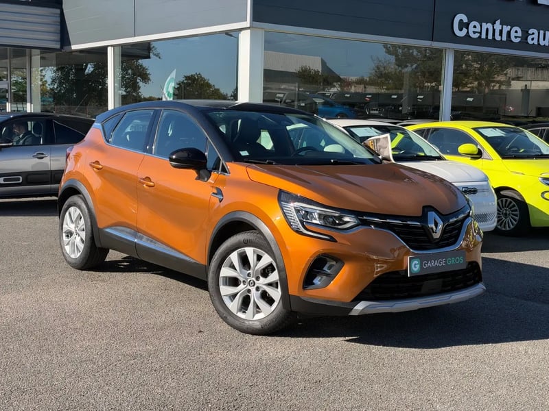 Photo de la voiture RENAULT CAPTUR TCe 90 Intens