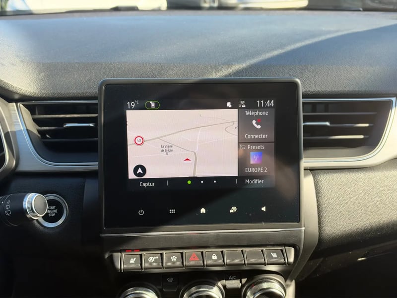 Photo de la voiture RENAULT CAPTUR TCe 90 Intens