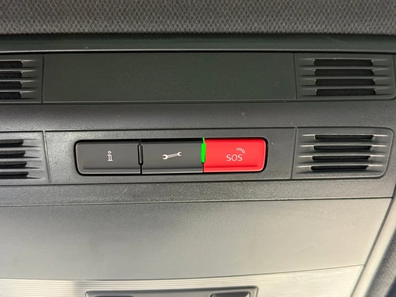 Photo de la voiture SEAT IBIZA 1.0 TSI 110 ch S/S BVM6 FR
