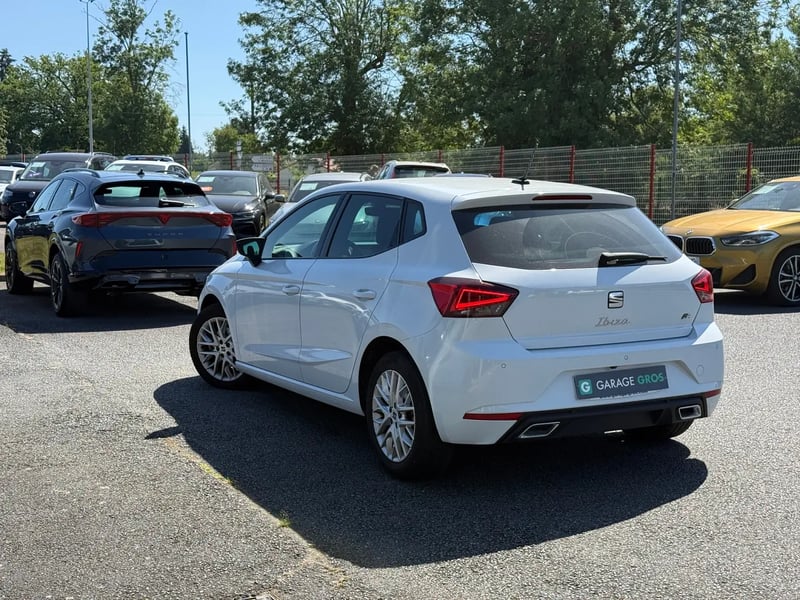 Photo de la voiture SEAT IBIZA 1.0 TSI 110 ch S/S BVM6 FR