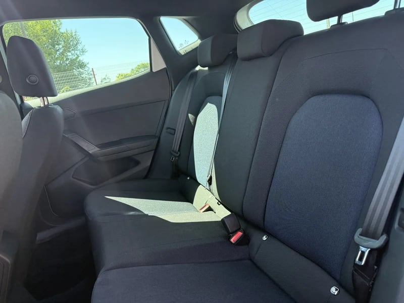 Photo de la voiture SEAT IBIZA 1.0 TSI 110 ch S/S BVM6 FR