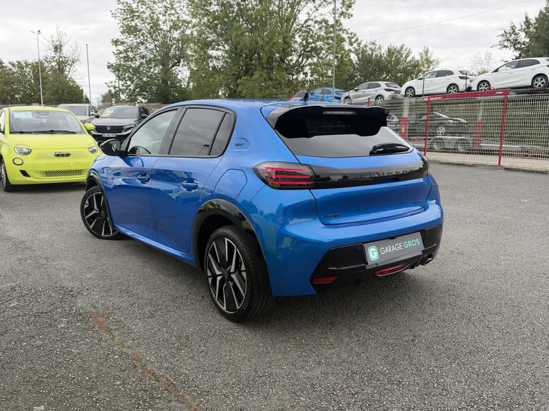 Photo de la voiture PEUGEOT 208 Hybrid 100 e-DCS6 GT