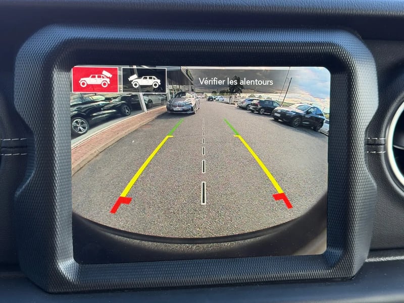 Photo de la voiture JEEP WRANGLER Unlimited 4xe 2.0 l T 380 ch PHEV 4x4 BVA8 Sahara