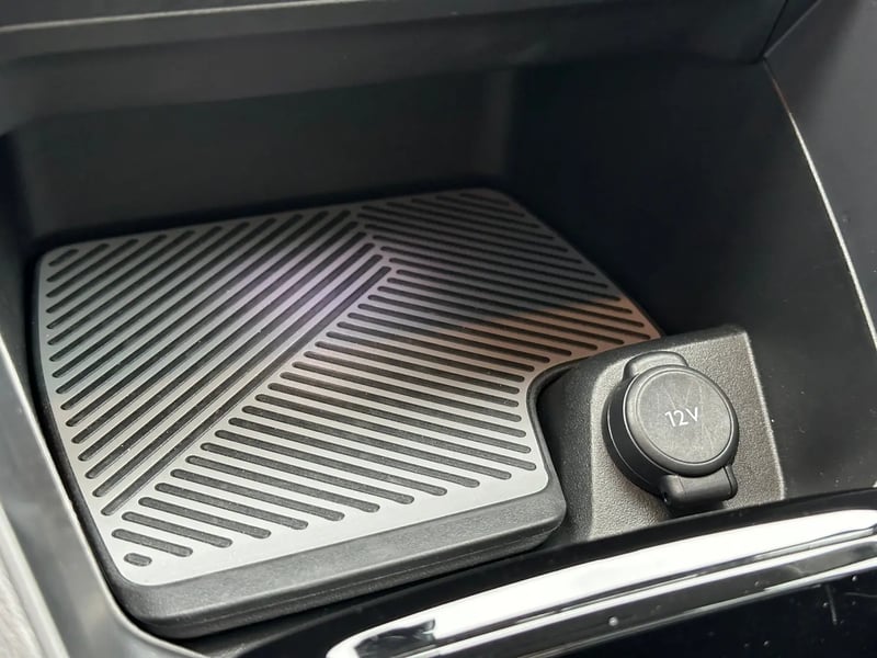 Photo de la voiture CITROEN C4 X Hybride 136 e-DCS6 Max