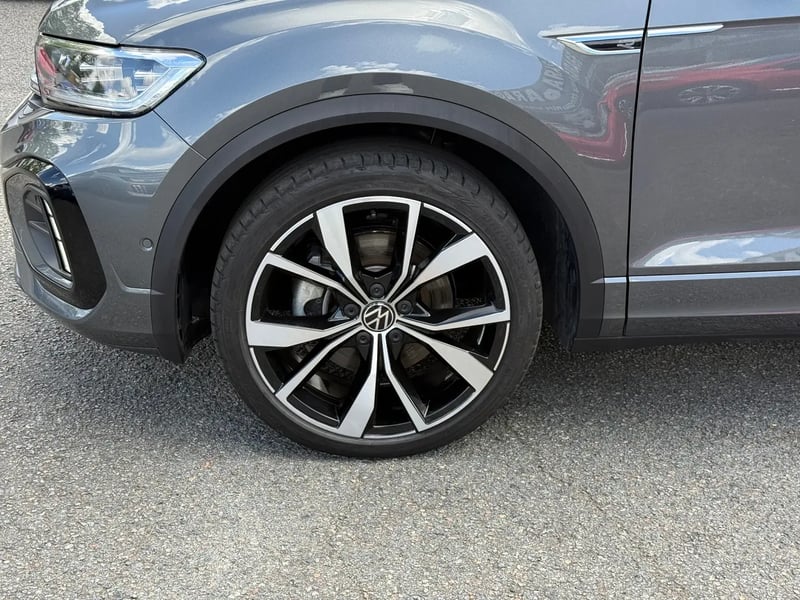 Photo de la voiture VOLKSWAGEN T-ROC 1.5 TSI EVO2 150 Start/Stop DSG7 R-Line