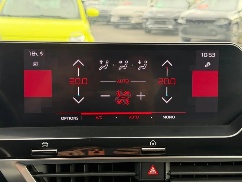 Photo de la voiture CITROEN C4 PureTech 130 S&S EAT8 Shine