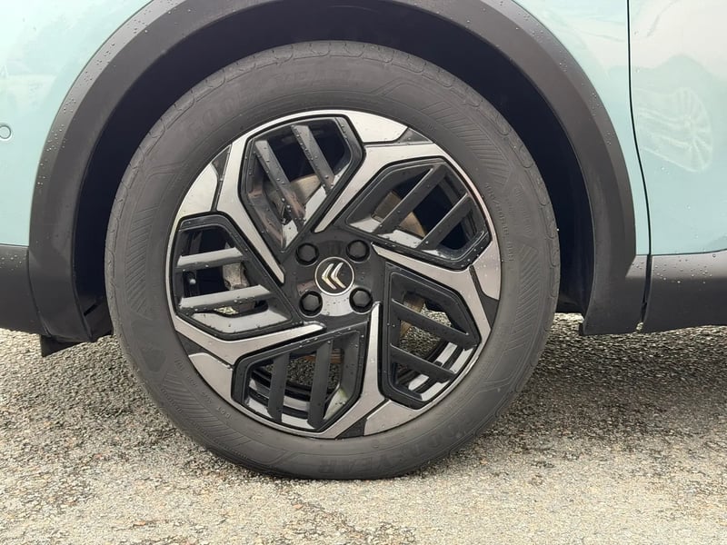 Photo de la voiture CITROEN C4 PureTech 130 S&S EAT8 Shine