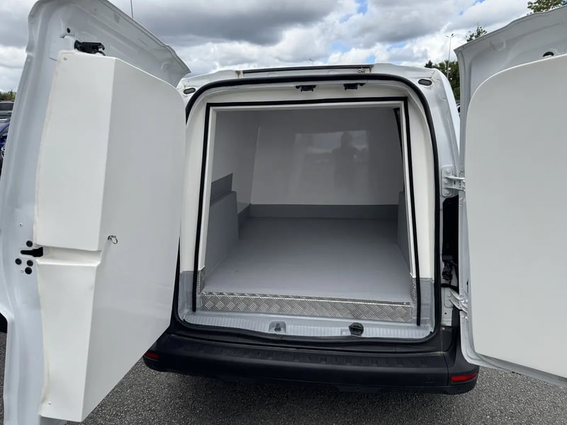 Photo de la voiture RENAULT KANGOO VAN L2 BLUE DCI 115 GRAND CONFORT - CAISSE ISOTHERME