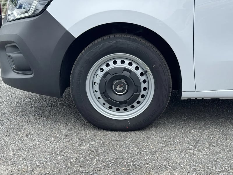Photo de la voiture RENAULT KANGOO VAN L2 BLUE DCI 115 GRAND CONFORT - CAISSE ISOTHERME