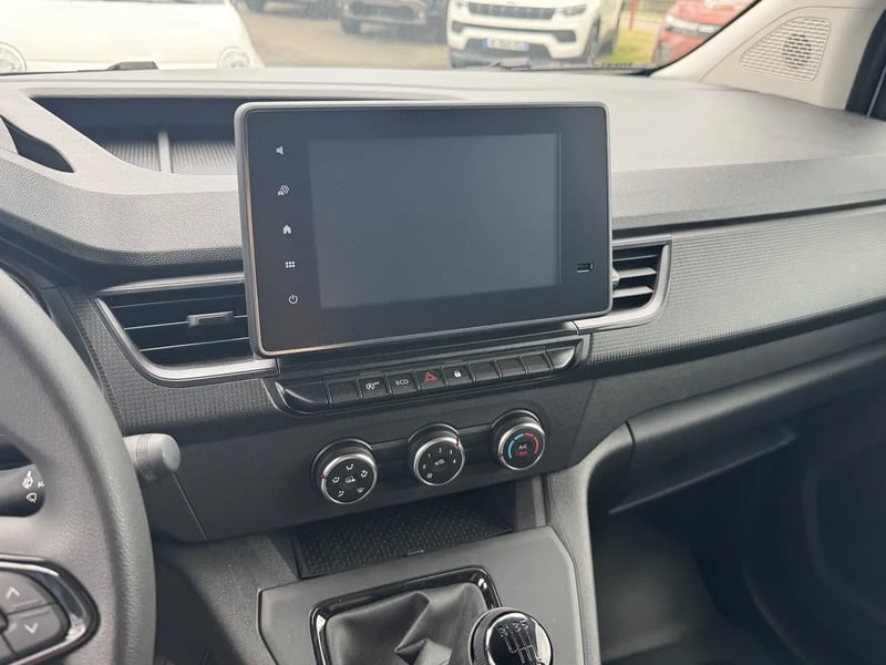 Photo de la voiture RENAULT KANGOO VAN L2 BLUE DCI 115 GRAND CONFORT - CAISSE ISOTHERME