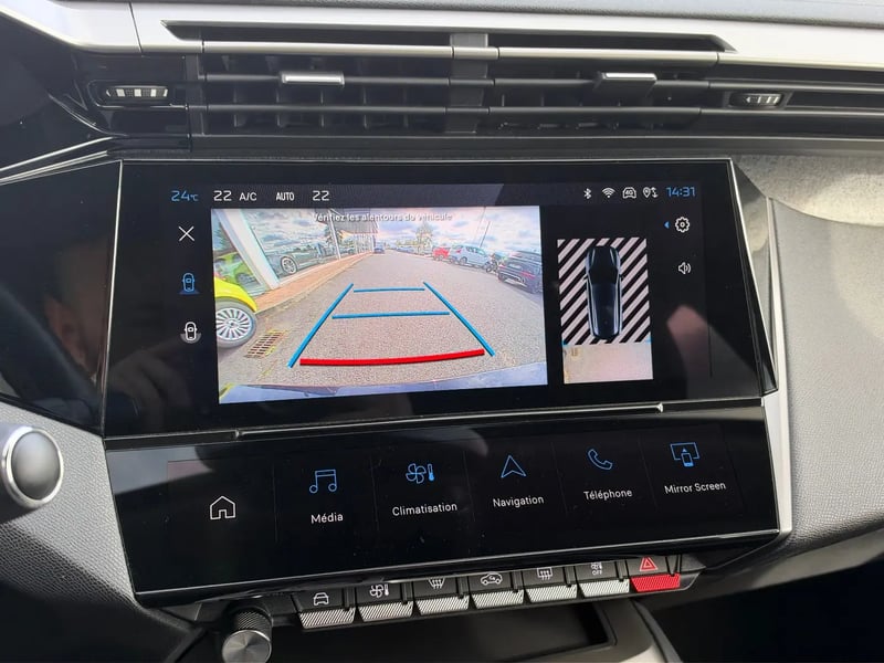 Photo de la voiture PEUGEOT 308 SW BlueHDi 130ch S&S EAT8 Allure