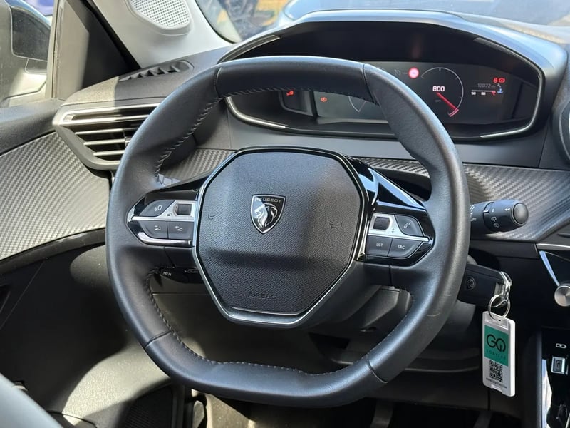 Photo de la voiture PEUGEOT 208 100 S&S BVM6 Allure