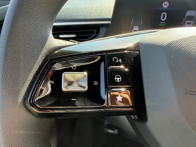 Photo de la voiture MG MG3 1.5 L Hybrid+ 195 ch Comfort