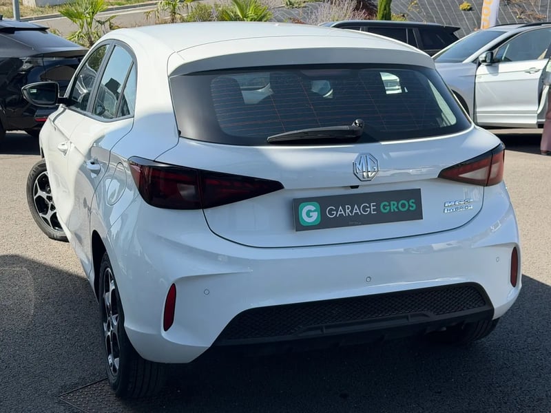Photo de la voiture MG MG3 1.5 L Hybrid+ 195 ch Comfort