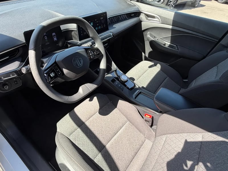 Photo de la voiture MG MG3 1.5 L Hybrid+ 195 ch Comfort