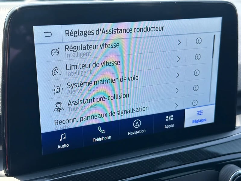 Photo de la voiture FORD KUGA 2.0 EcoBlue 120 Powershift ST-Line - 5P
