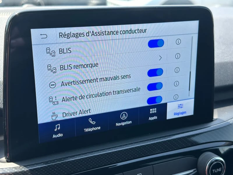Photo de la voiture FORD KUGA 2.0 EcoBlue 120 Powershift ST-Line - 5P