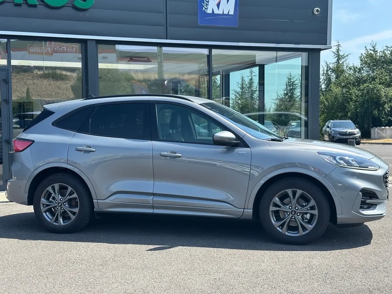 Photo de la voiture FORD KUGA 2.0 EcoBlue 120 Powershift ST-Line - 5P