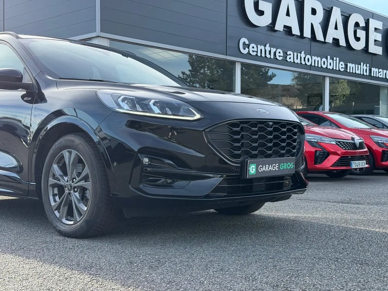 Photo de la voiture FORD KUGA 2.0 TDCi 120 S&S 4x2 Powershift ST-Line