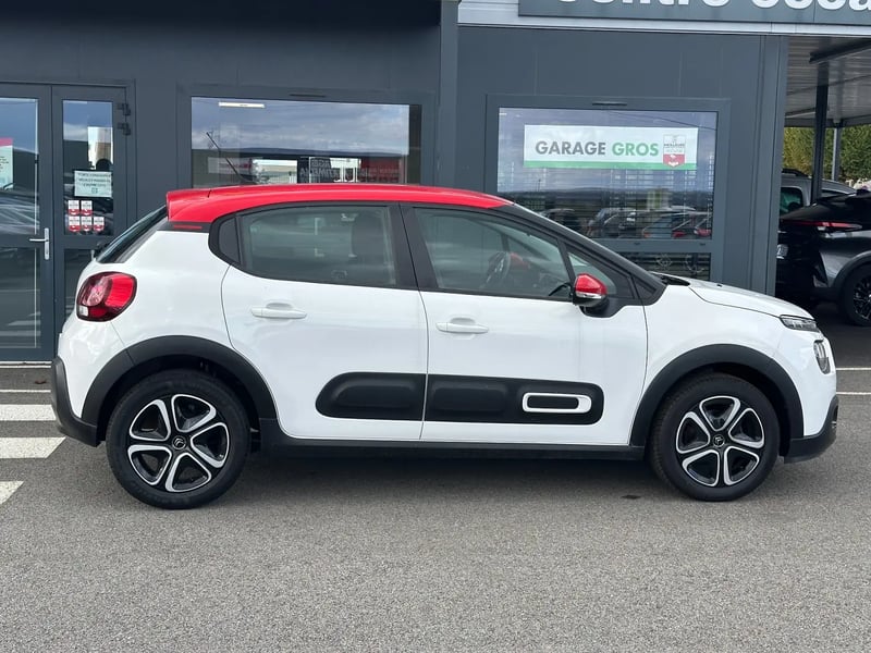 Photo de la voiture CITROEN C3 PureTech 83 S&S BVM5 Shine