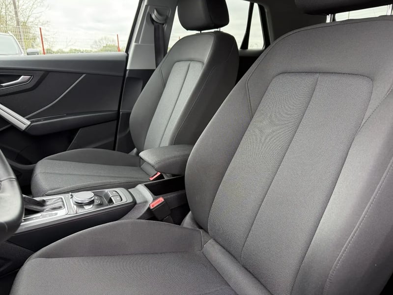 Photo de la voiture AUDI Q2 35 TFSI 150 S tronic 7 S line