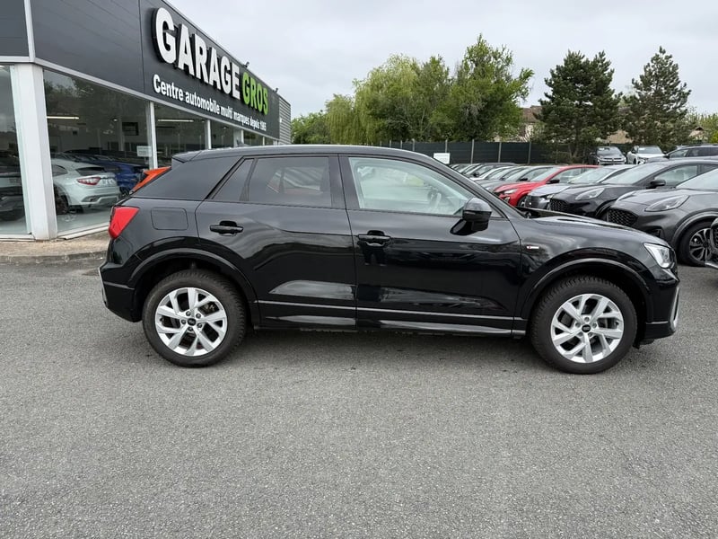 Photo de la voiture AUDI Q2 35 TFSI 150 S tronic 7 S line