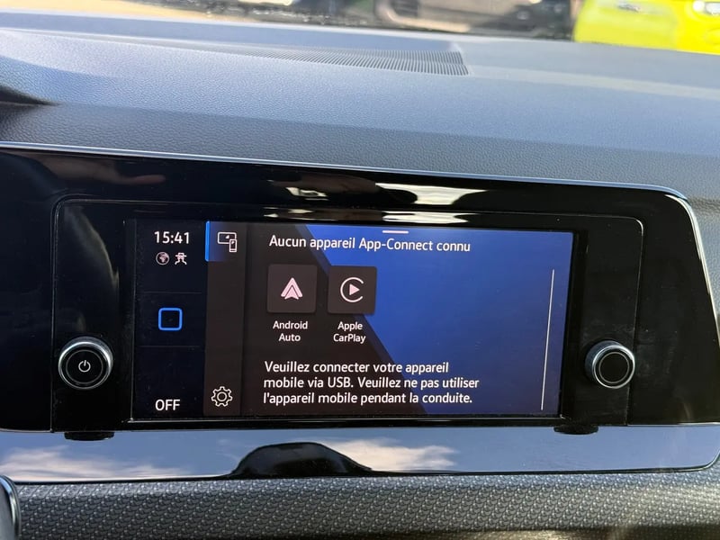 Photo de la voiture VOLKSWAGEN GOLF 1.5 eTSI OPF 130 DSG7 R-Line