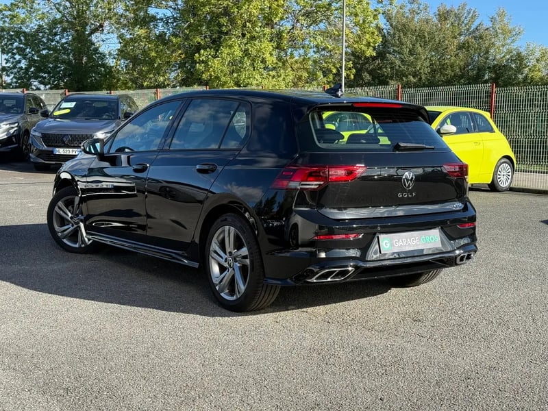 Photo de la voiture VOLKSWAGEN GOLF 1.5 eTSI OPF 130 DSG7 R-Line
