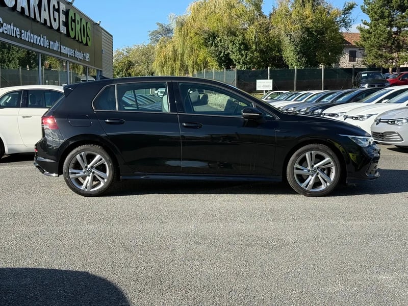 Photo de la voiture VOLKSWAGEN GOLF 1.5 eTSI OPF 130 DSG7 R-Line
