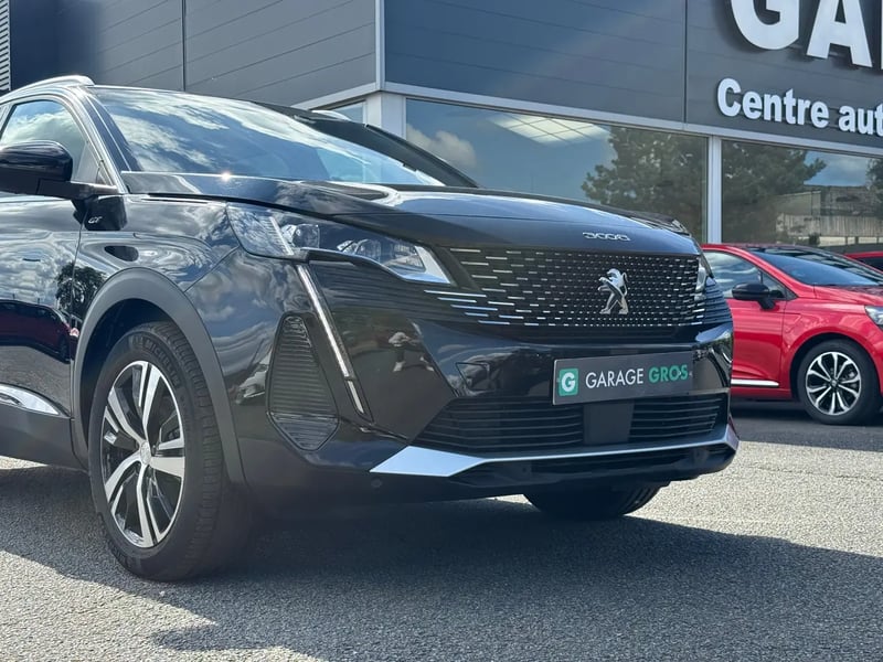 Photo de la voiture PEUGEOT 3008 PureTech 130ch S&S BVM6 GT