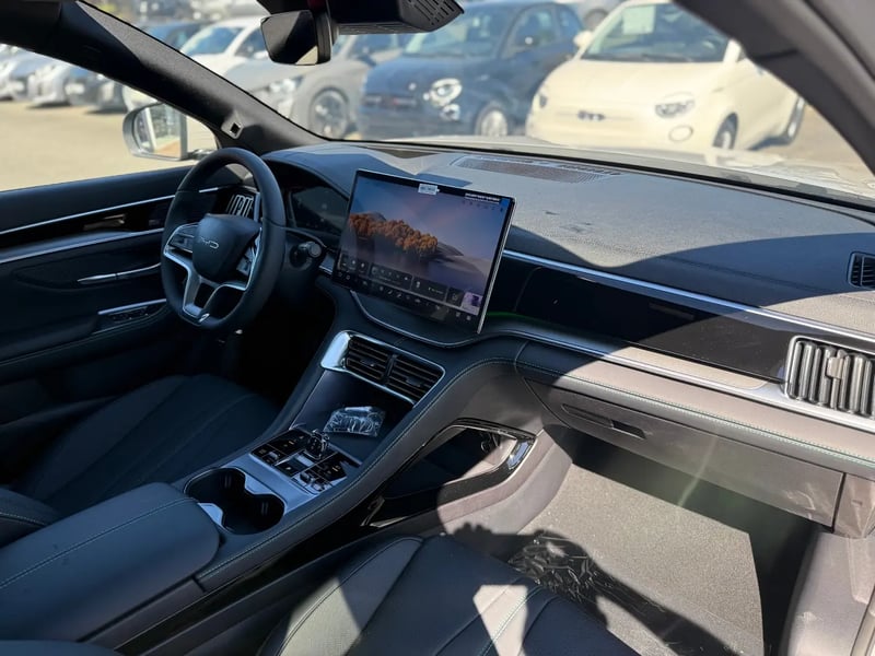 Photo de la voiture BYD SEAL U 1.5l DM-i 324 ch AWD PHEV Design