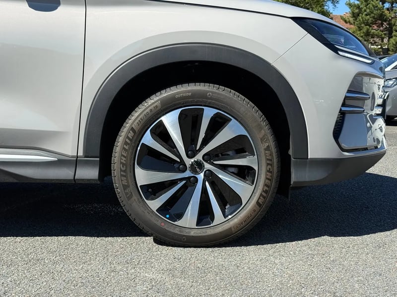 Photo de la voiture BYD SEAL U 1.5l DM-i 324 ch AWD PHEV Design
