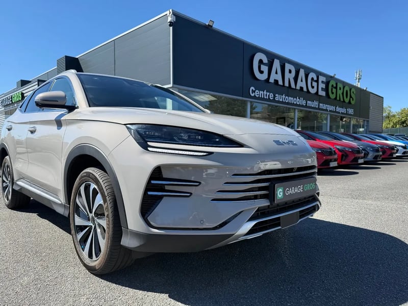 Photo de la voiture BYD SEAL U 1.5l DM-i 324 ch AWD PHEV Design