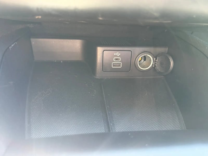 Photo de la voiture FORD KUGA 2.0 TDCi 120 S&S 4x2 Powershift ST-Line